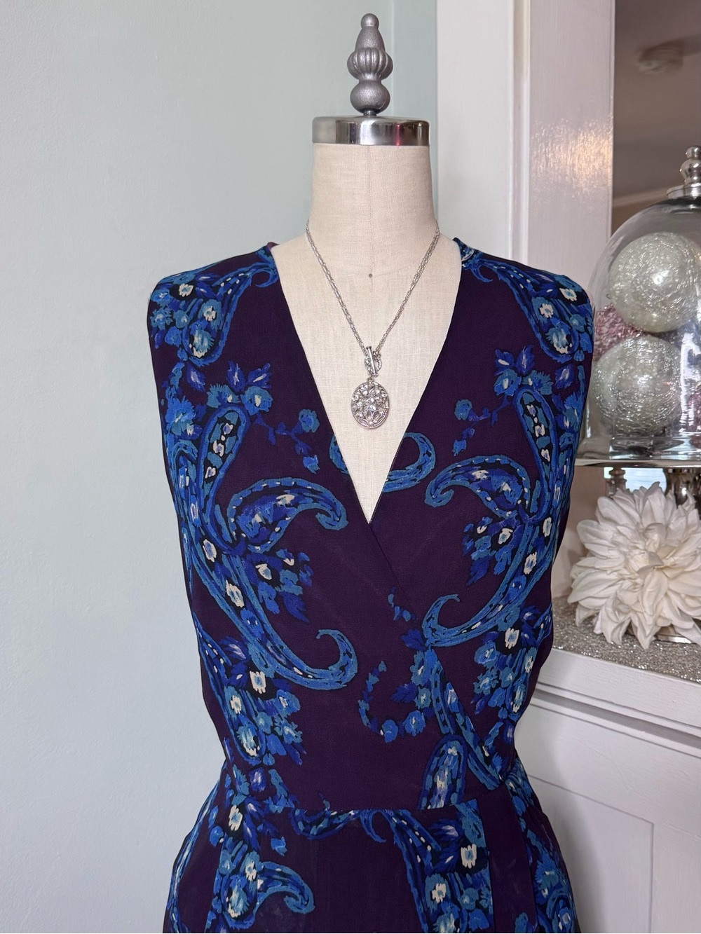CAbi Treasure Dress Style 3461 Paisley Floral Chiffon Midi Dress Size 12 - Picture 4 of 12